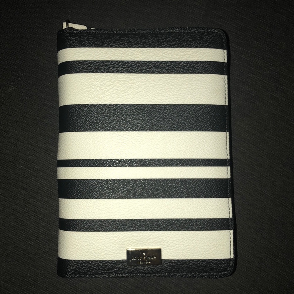 Black and White Kate Spade Agenda